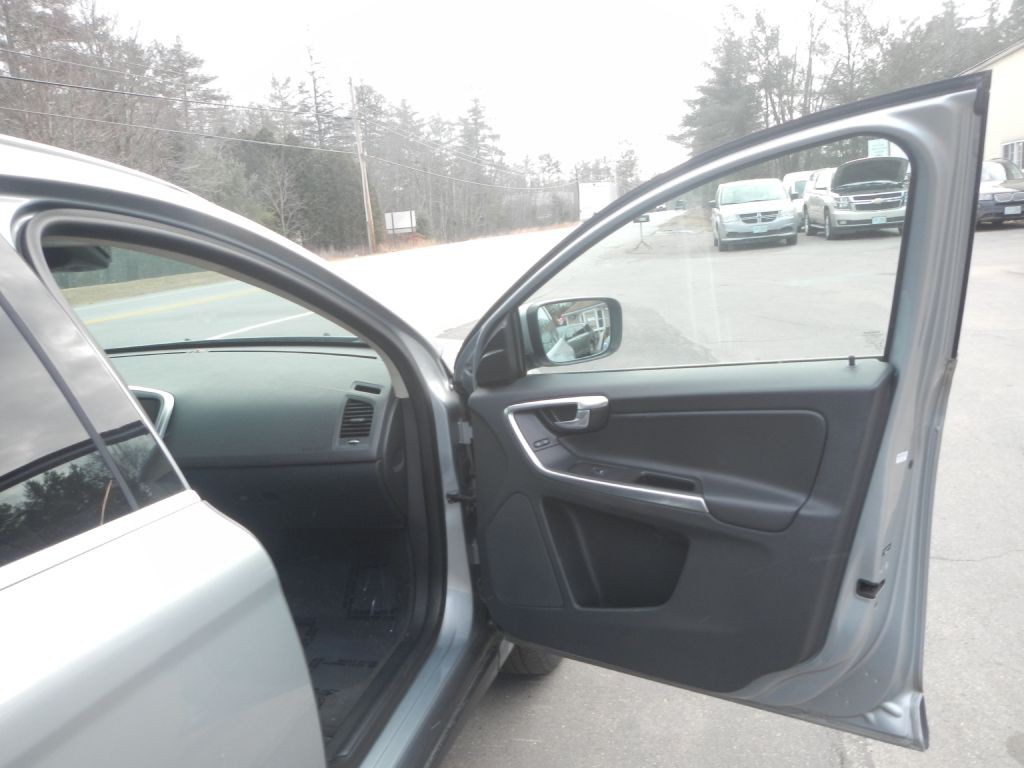 2013 Volvo XC60 Image 15