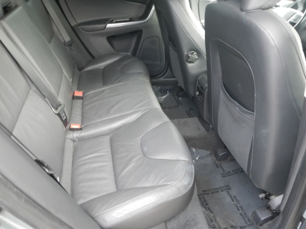 2013 Volvo XC60 Image 23