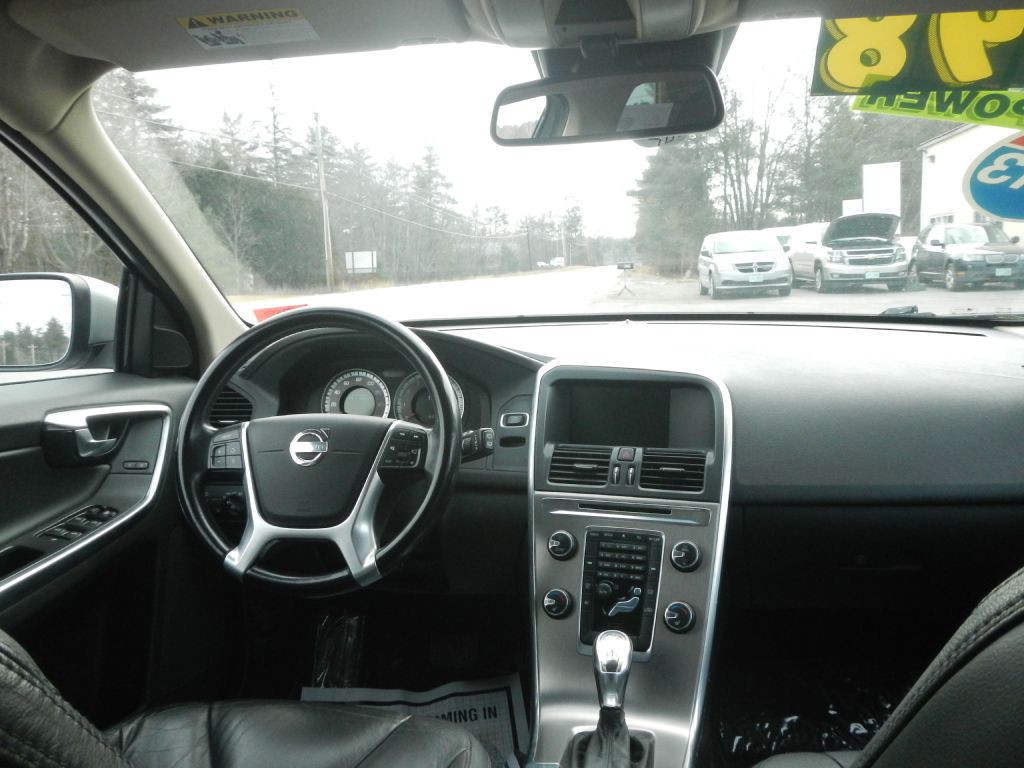 2013 Volvo XC60 Image 25