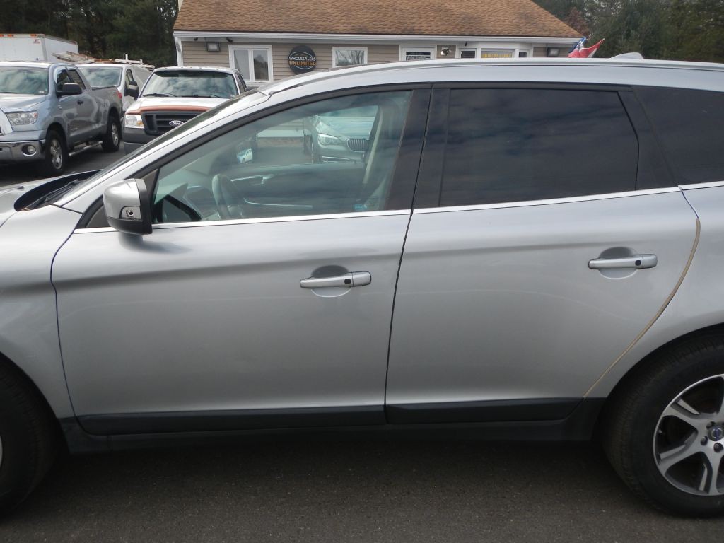 2013 Volvo XC60 Image 37