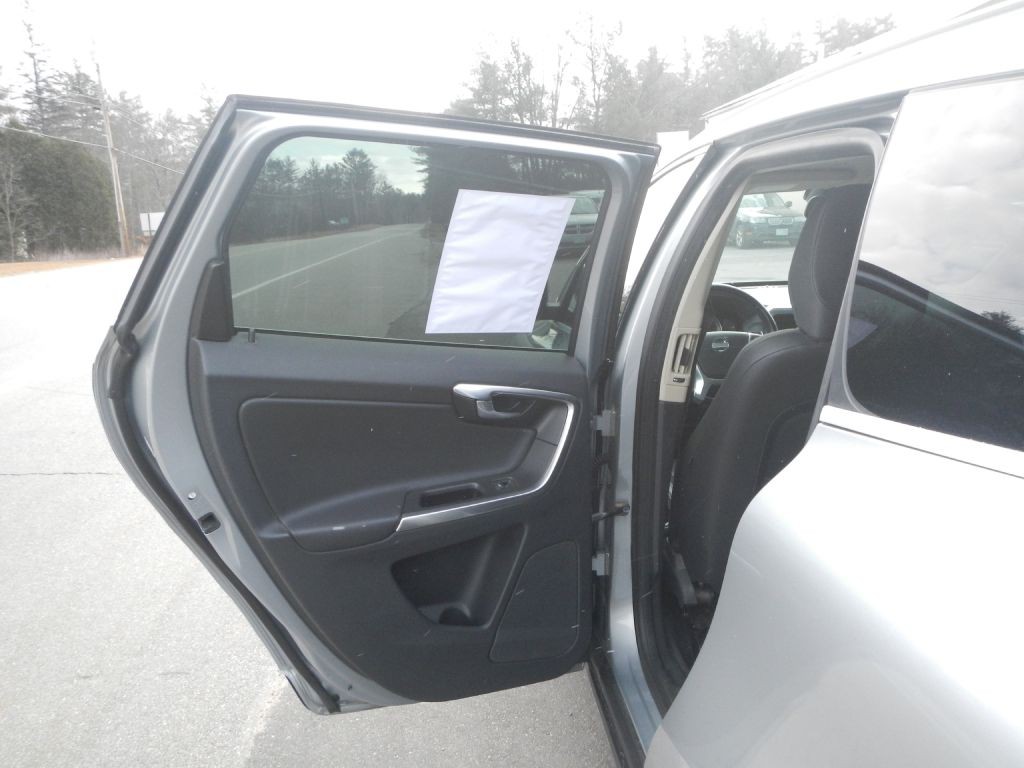 2013 Volvo XC60 Image 39