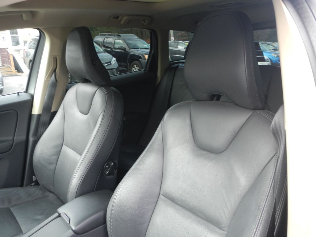 2013 Volvo XC60 Image 48