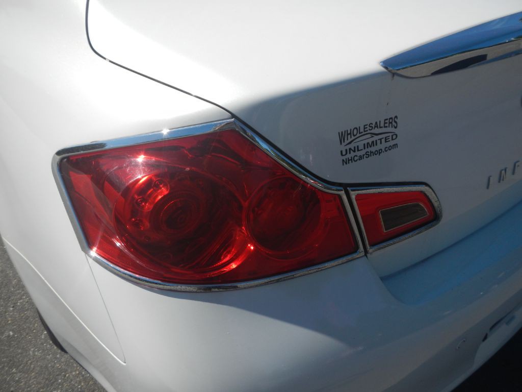 2012 INFINITI G37 Image 37
