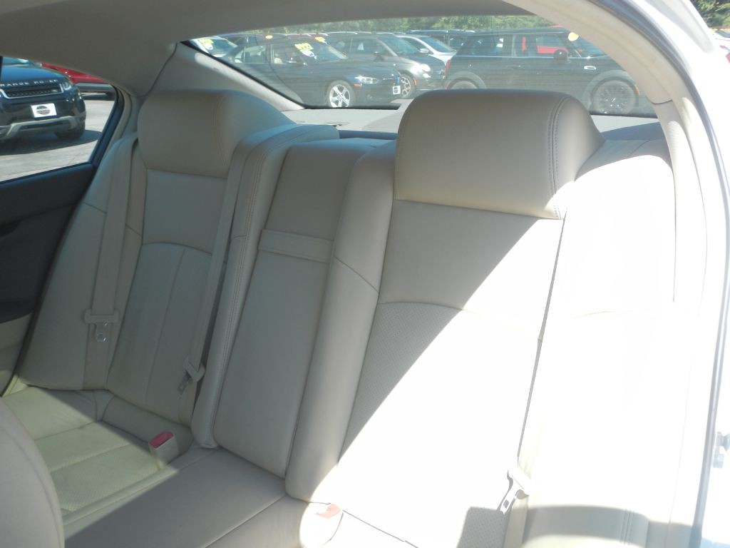 2012 INFINITI G37 Image 48