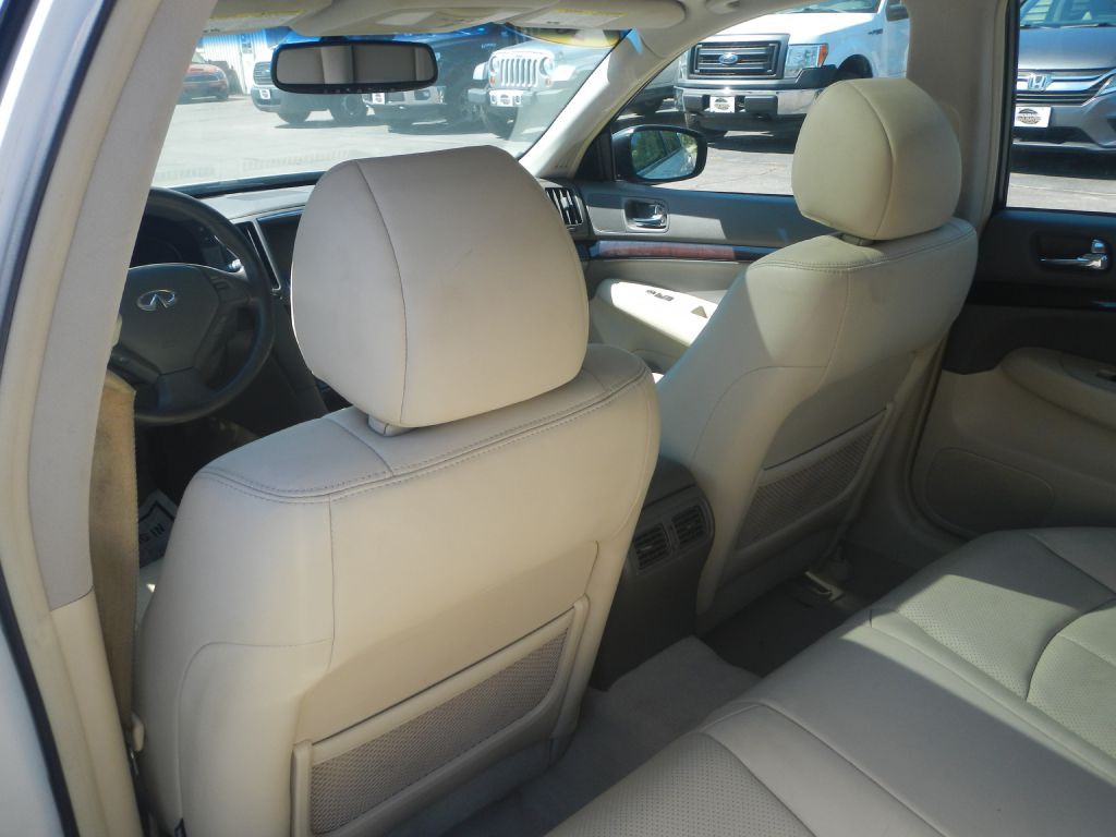 2012 INFINITI G37 Image 49