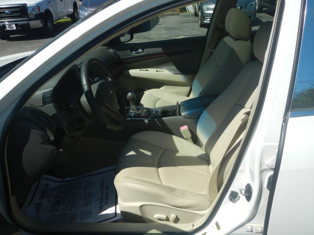 2012 INFINITI G37 Image 55