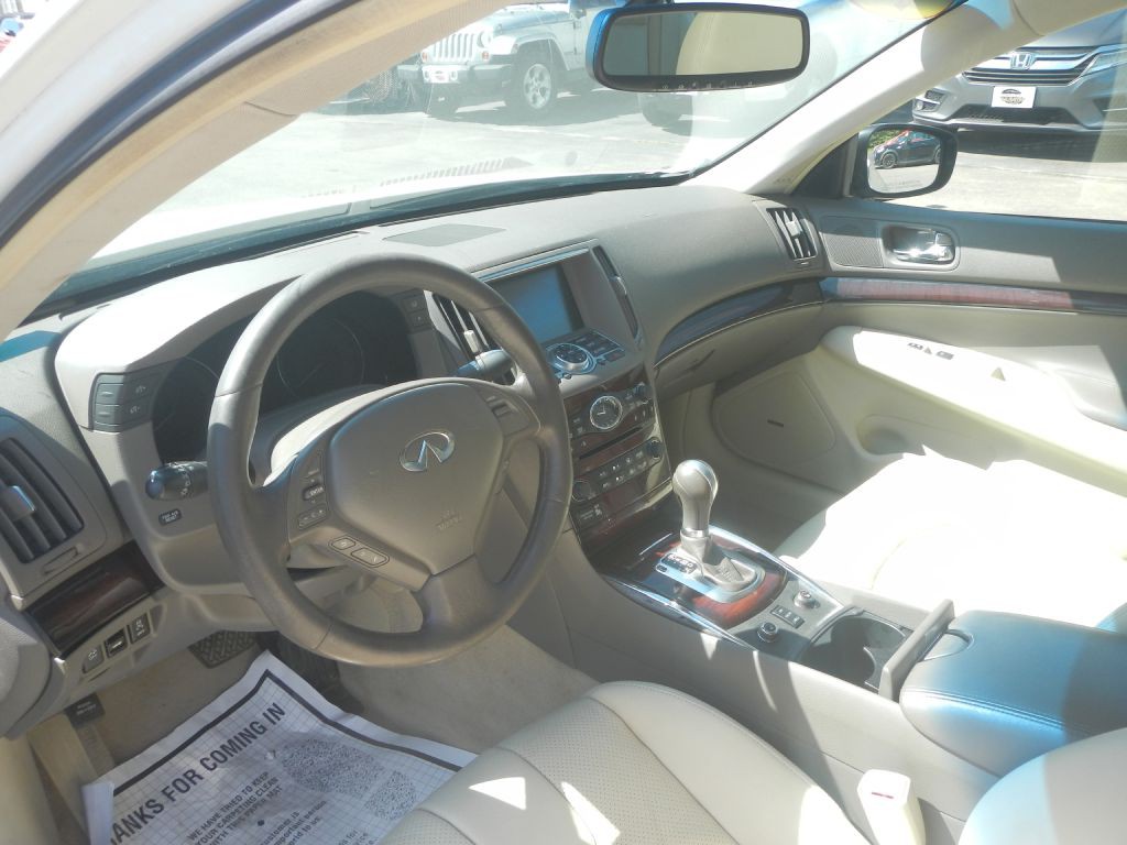 2012 INFINITI G37 Image 57