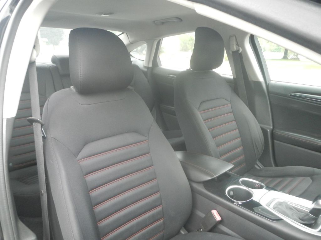 2014 Ford Fusion Image 9
