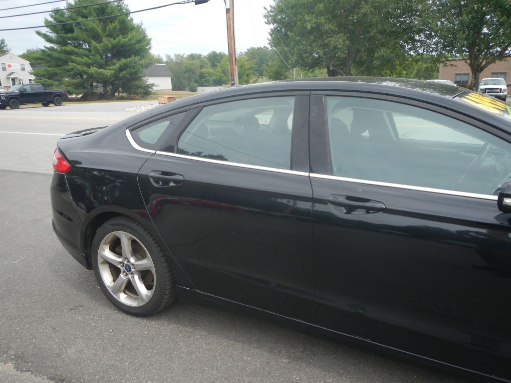 2014 Ford Fusion Image 13