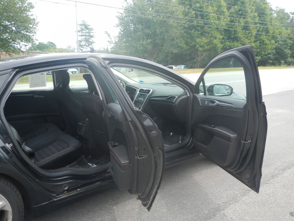 2014 Ford Fusion Image 15