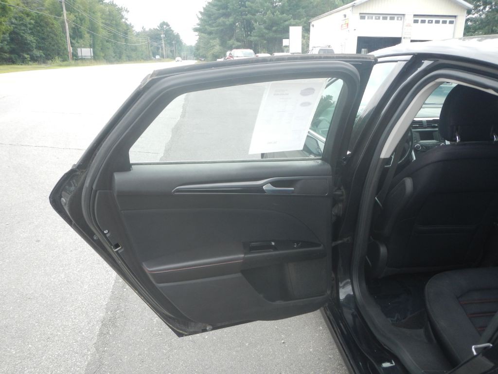 2014 Ford Fusion Image 35