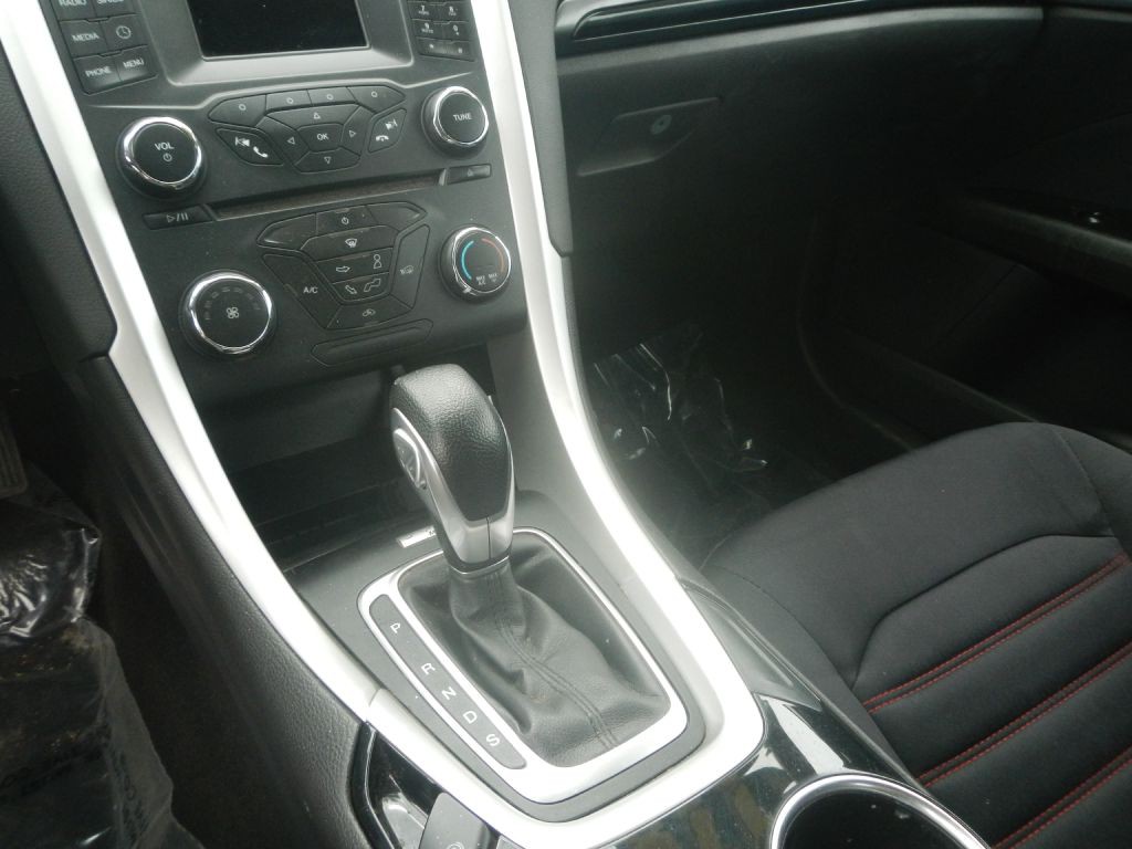 2014 Ford Fusion Image 46