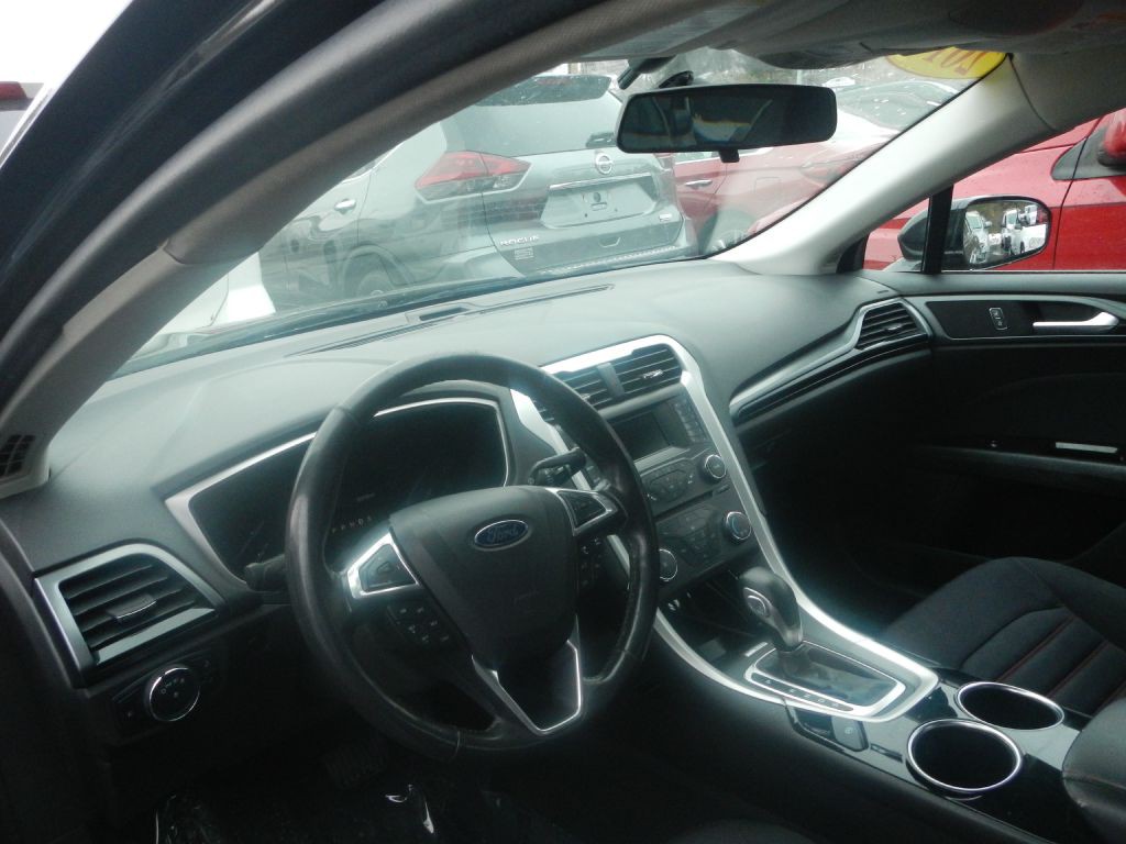 2014 Ford Fusion Image 5