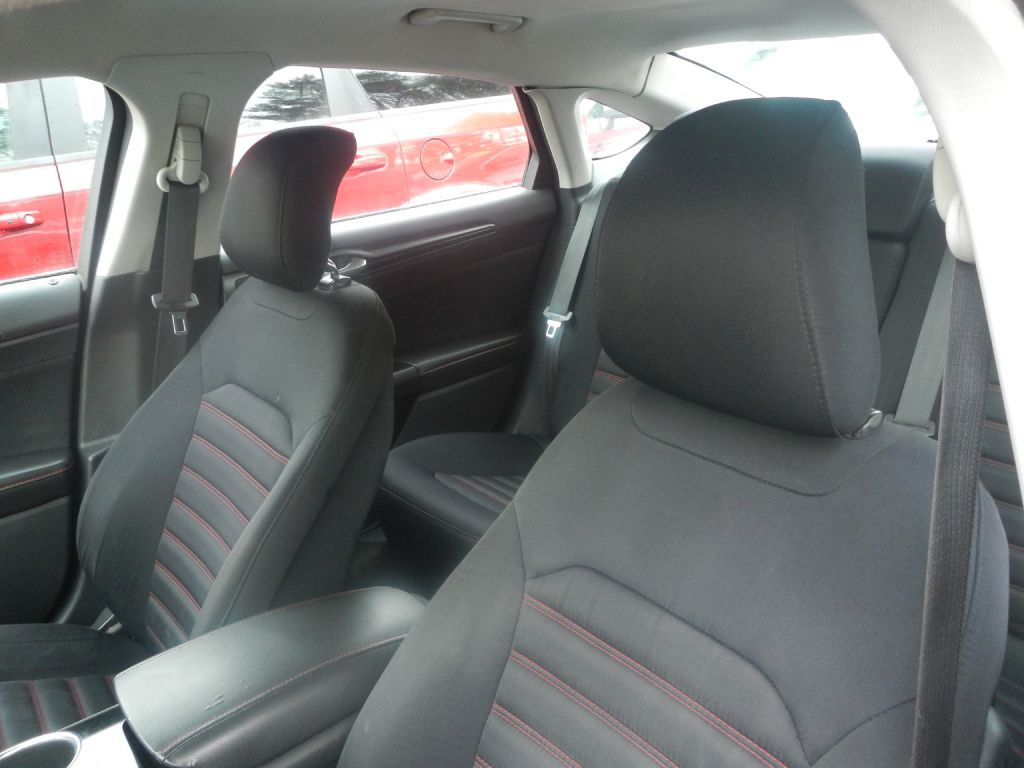 2014 Ford Fusion Image 6