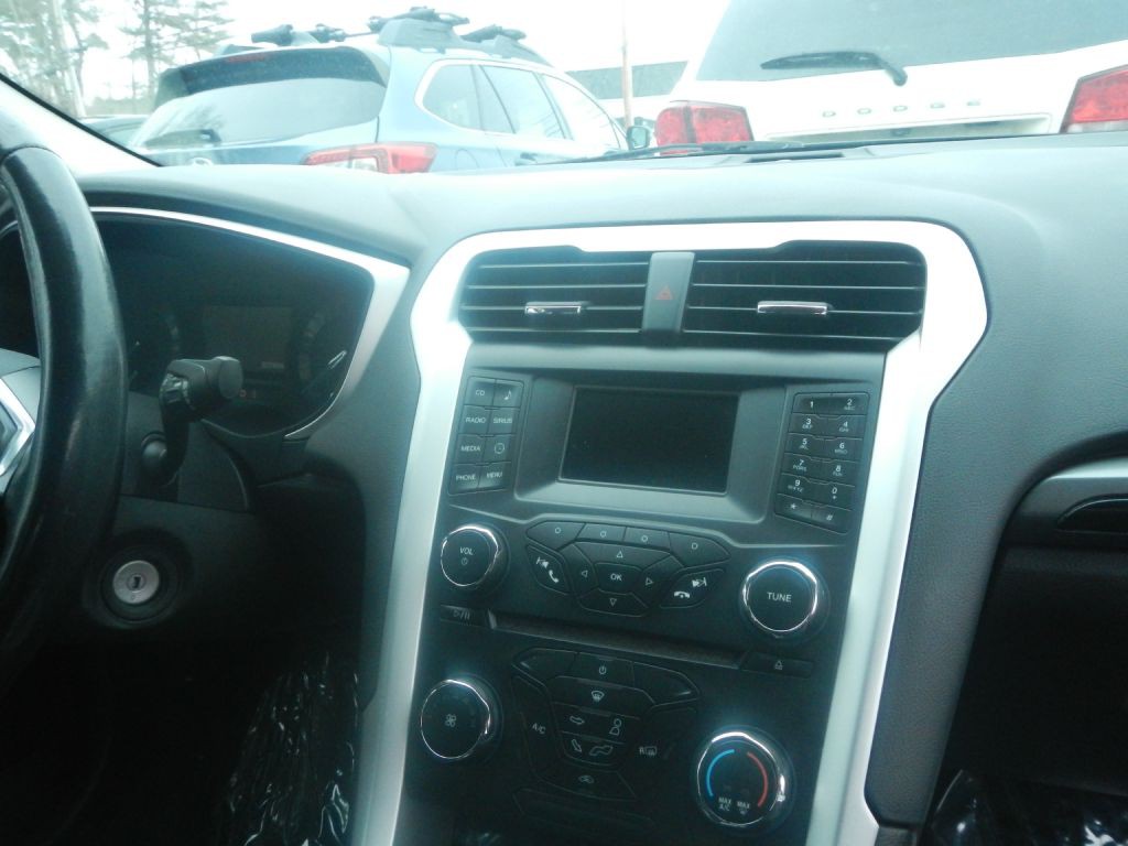 2014 Ford Fusion Image 21