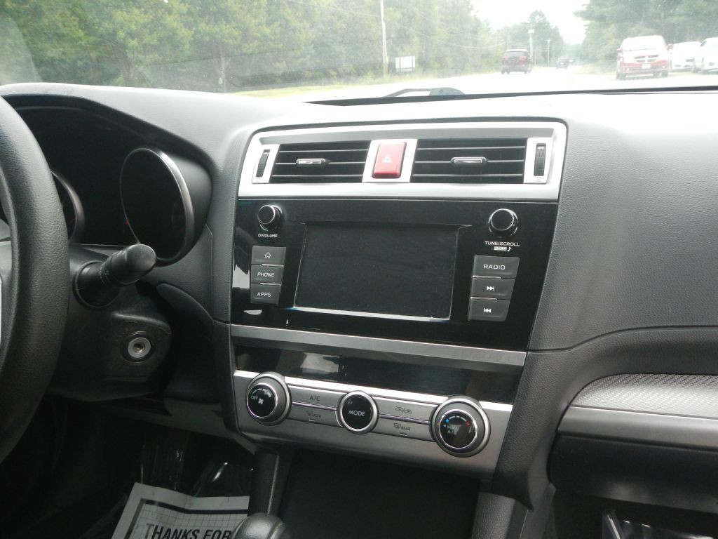 2018 Subaru Legacy Image 21