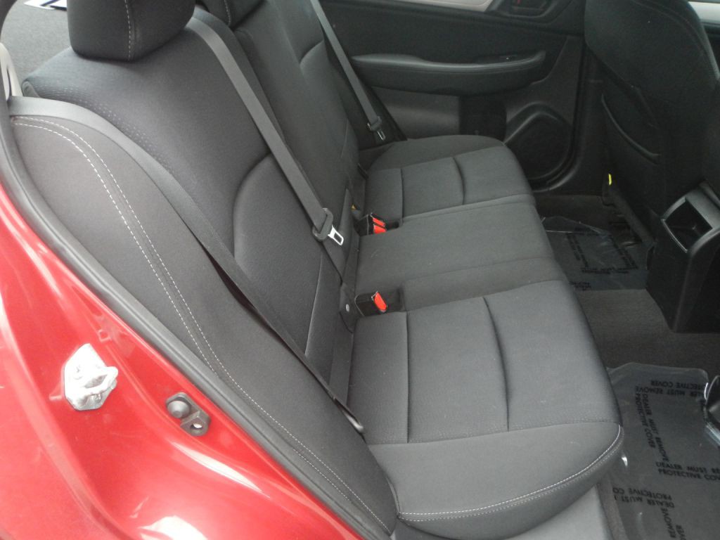 2018 Subaru Legacy Image 26