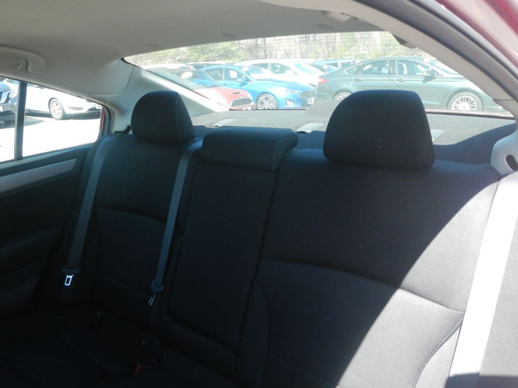 2018 Subaru Legacy Image 5