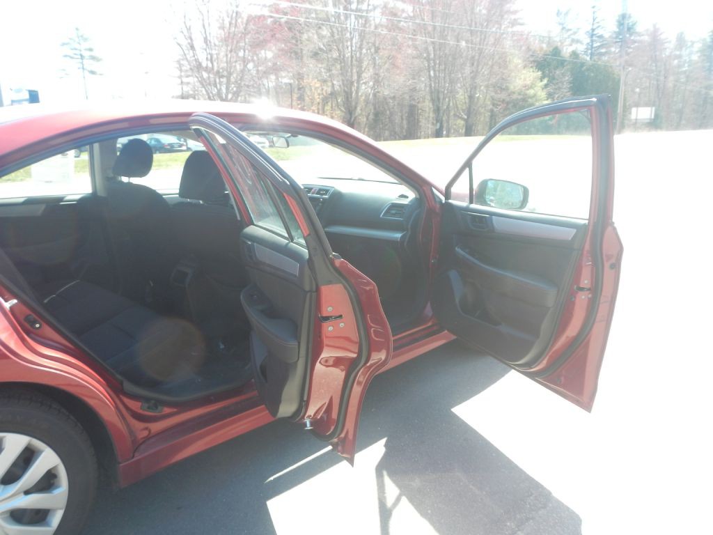 2018 Subaru Legacy Image 14