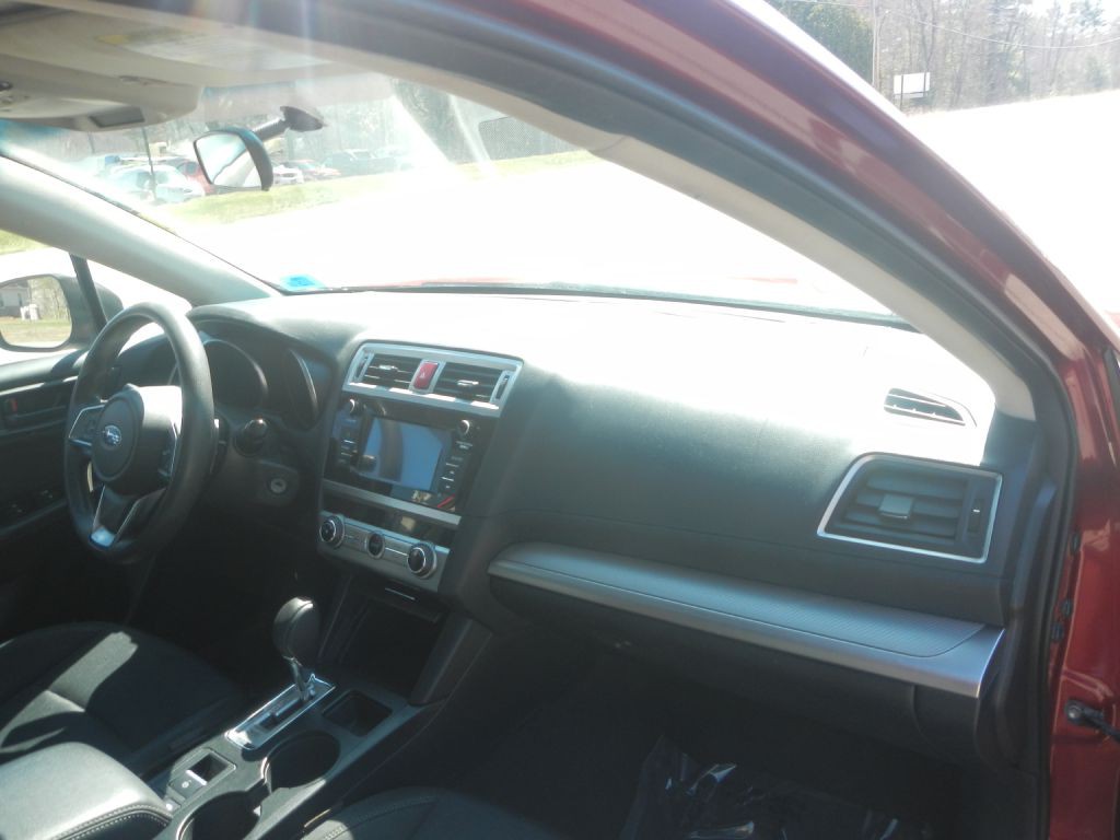 2018 Subaru Legacy Image 19