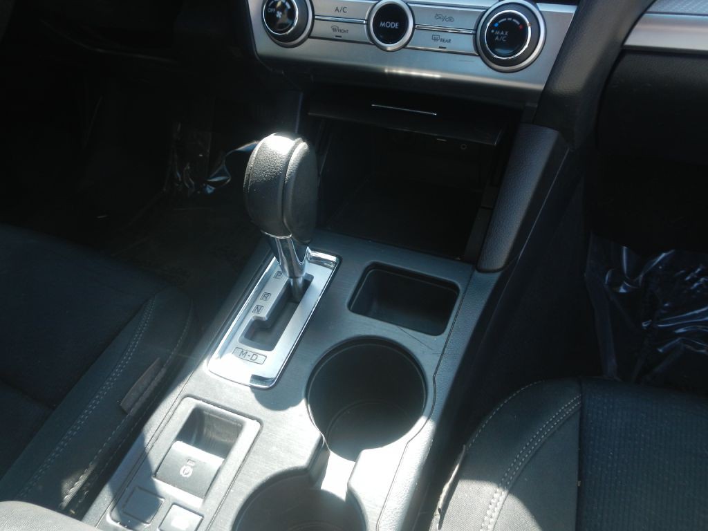 2018 Subaru Legacy Image 22