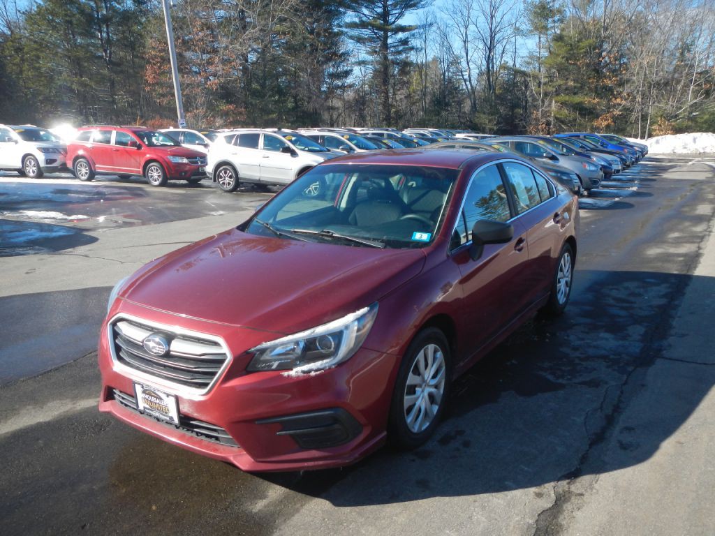 2018 Subaru Legacy Image 1