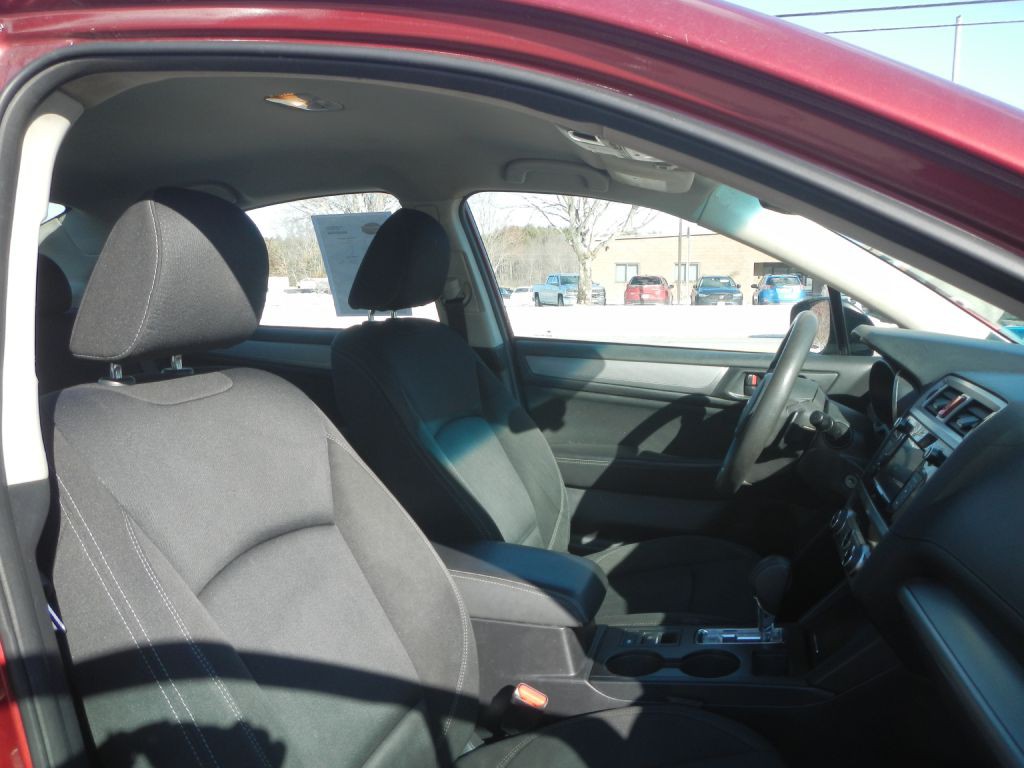 2018 Subaru Legacy Image 4