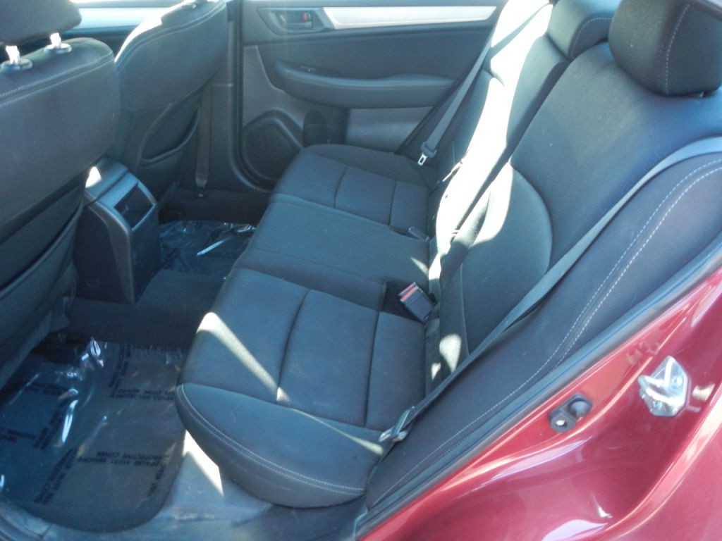 2018 Subaru Legacy Image 21