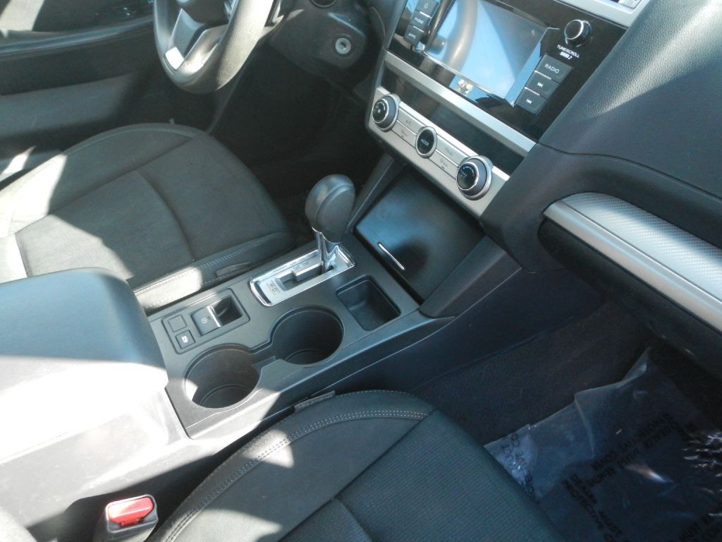 2018 Subaru Legacy Image 47