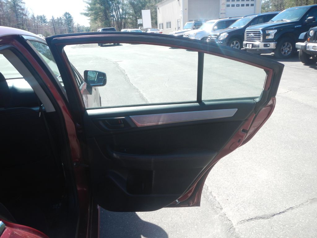 2018 Subaru Legacy Image 23