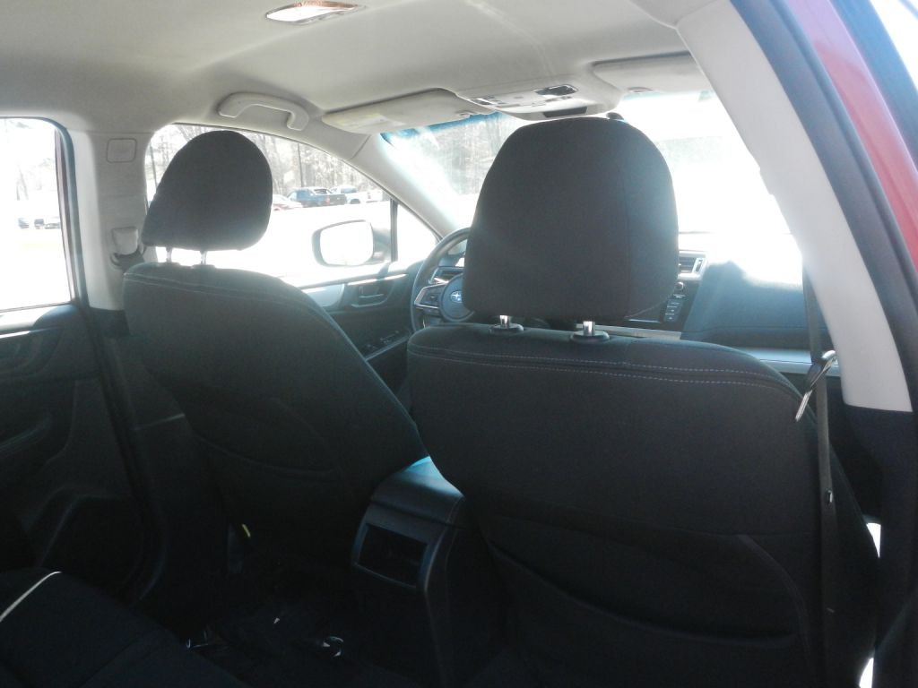 2018 Subaru Legacy Image 25