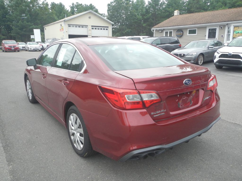 2018 Subaru Legacy Image 4