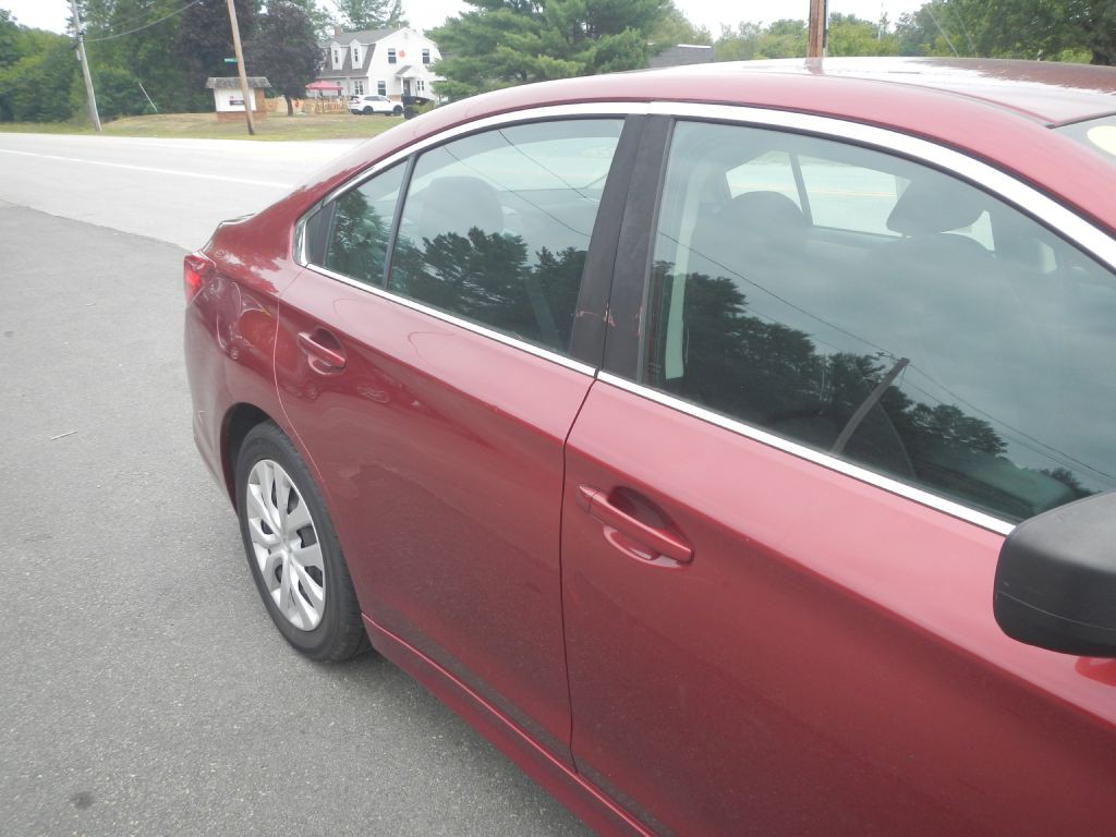 2018 Subaru Legacy Image 10