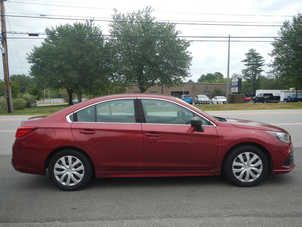2018 Subaru Legacy Image 11