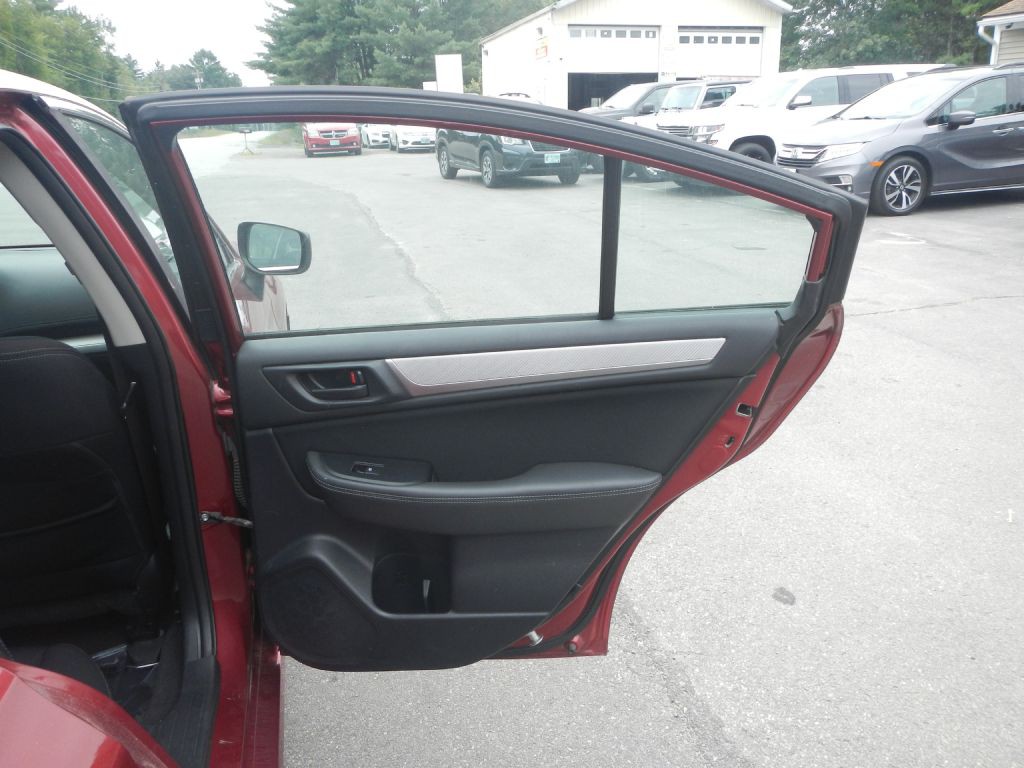 2018 Subaru Legacy Image 22