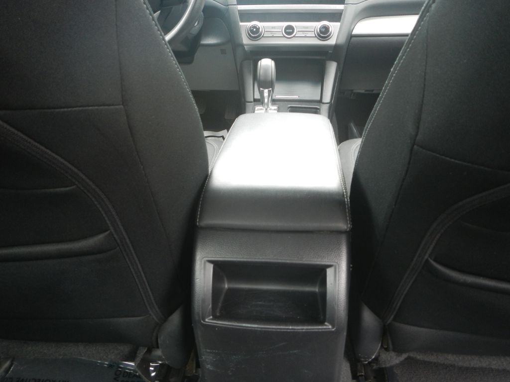 2018 Subaru Legacy Image 26