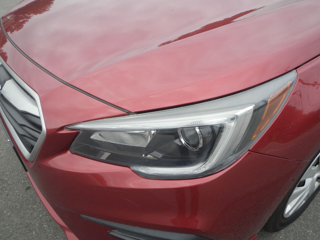 2018 Subaru Legacy Image 34