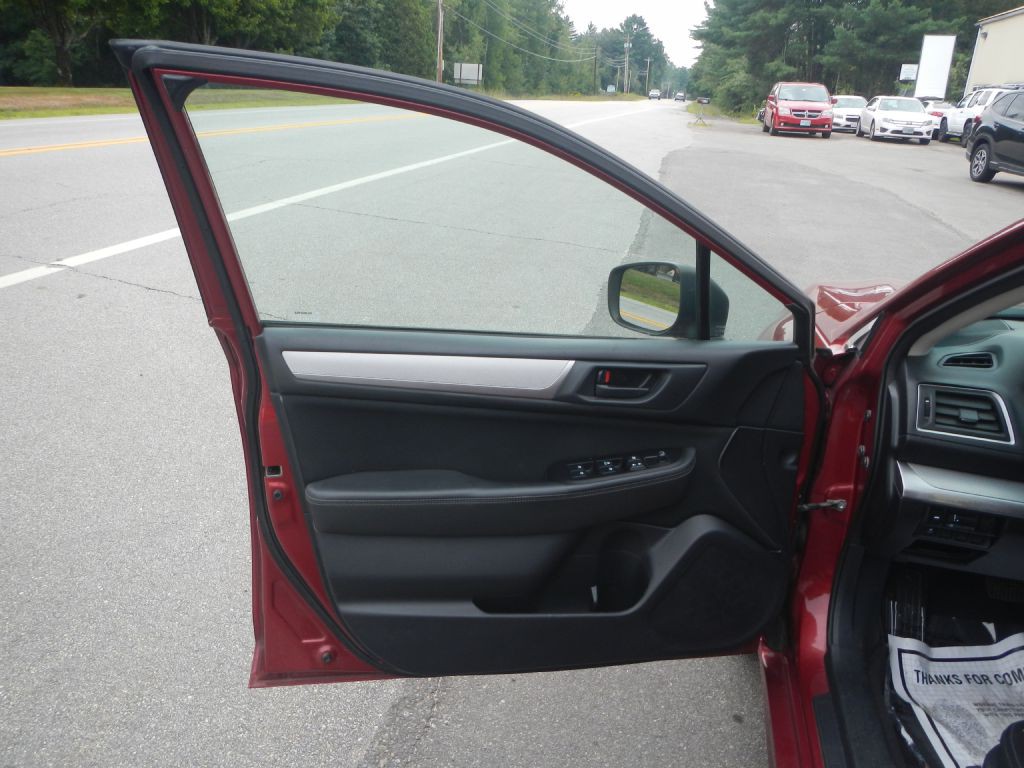 2018 Subaru Legacy Image 42