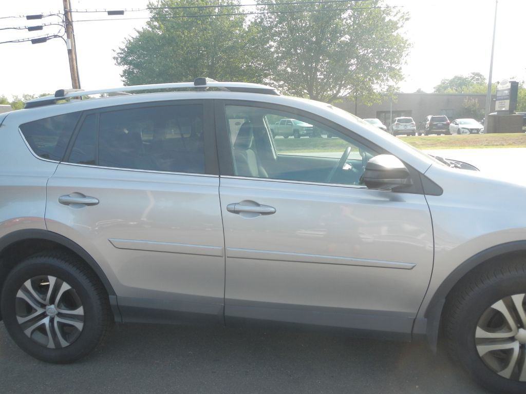 2016 Toyota Rav4 Image 13
