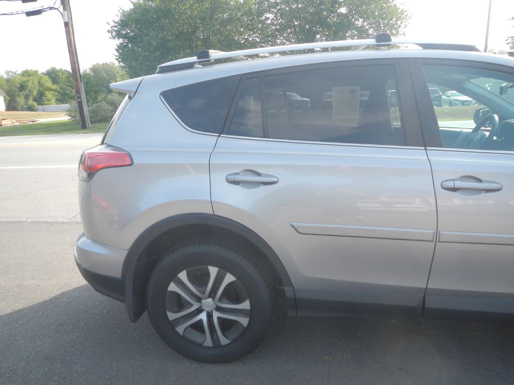 2016 Toyota Rav4 Image 14