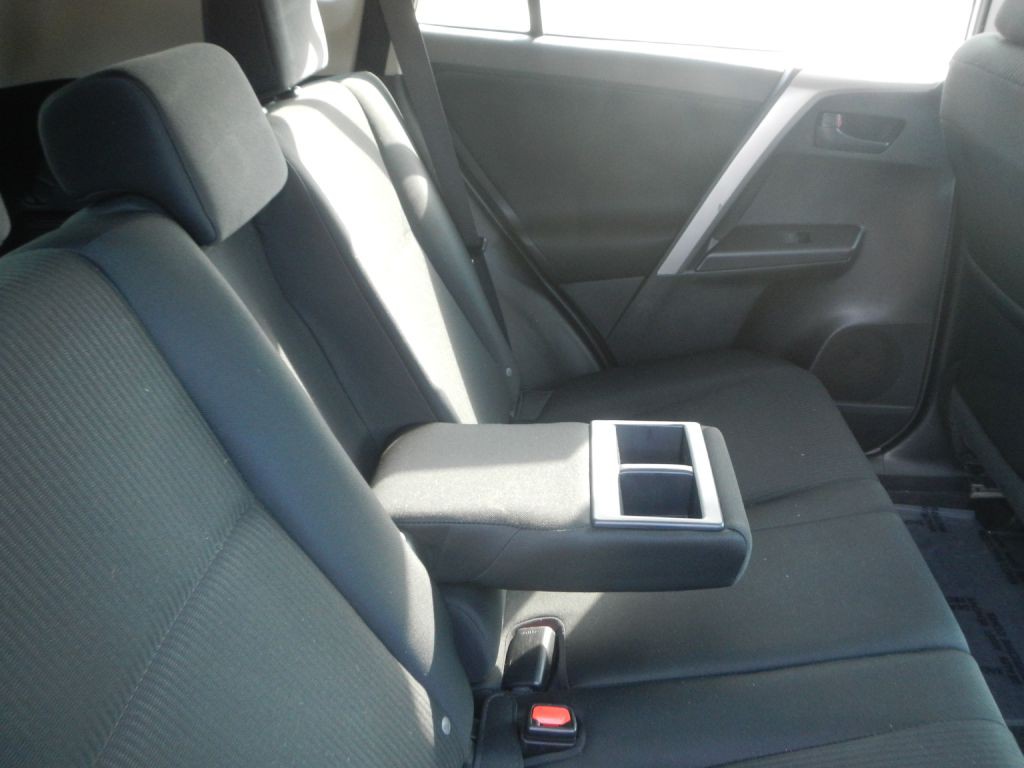 2016 Toyota Rav4 Image 32