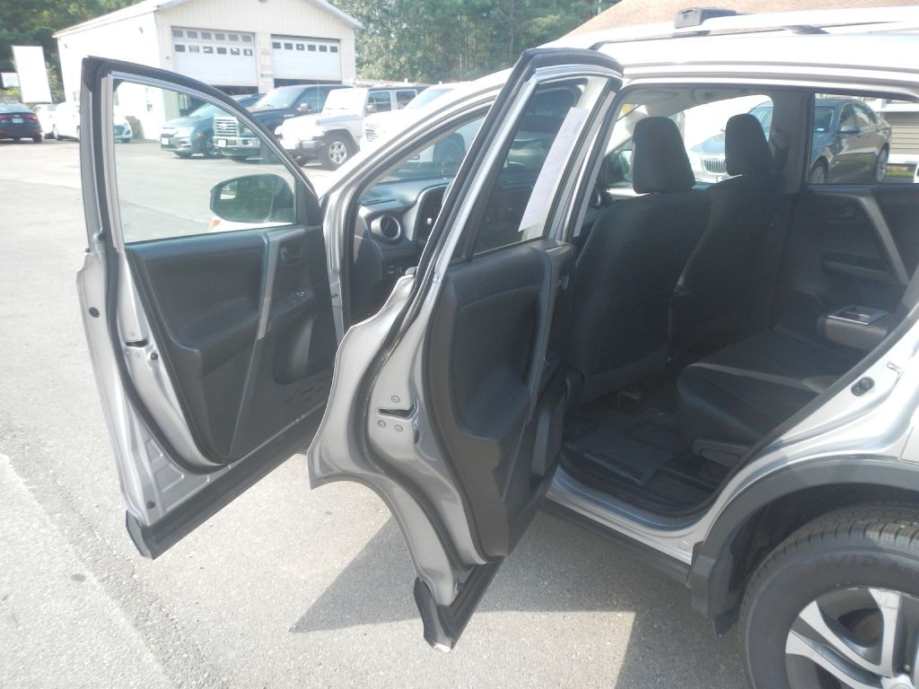 2016 Toyota Rav4 Image 41