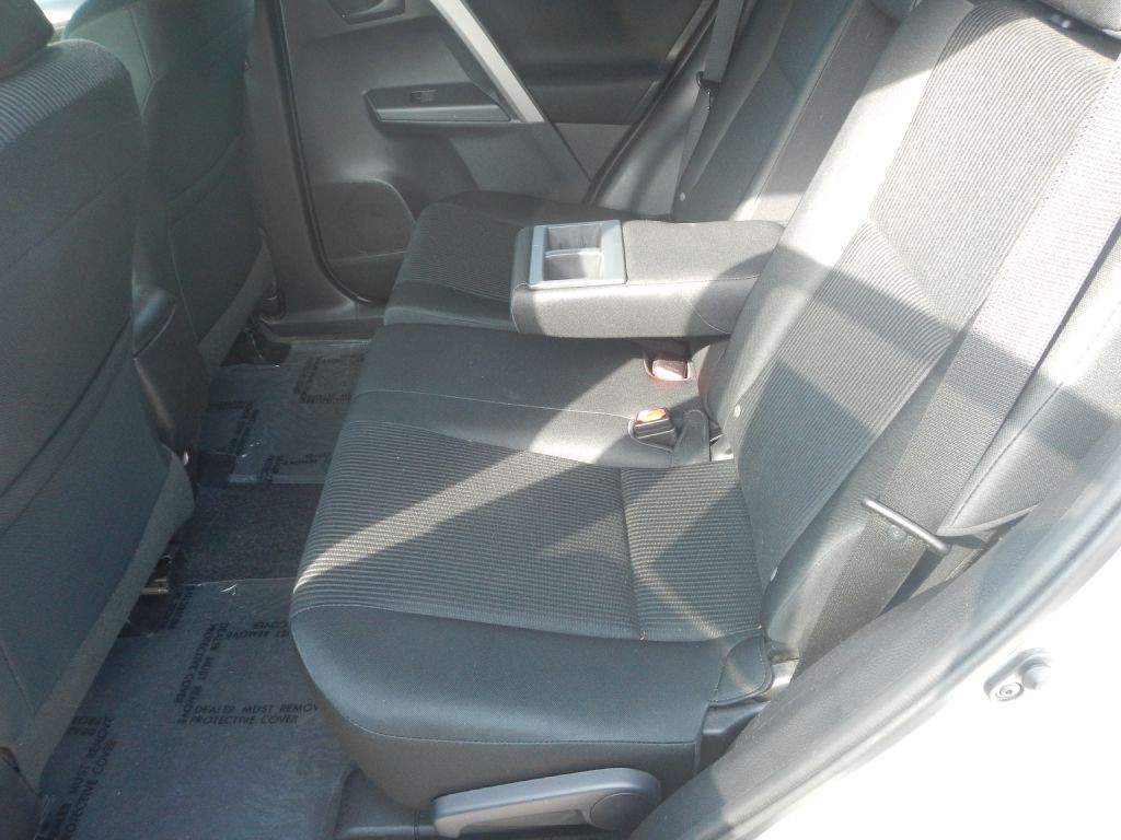 2016 Toyota Rav4 Image 44
