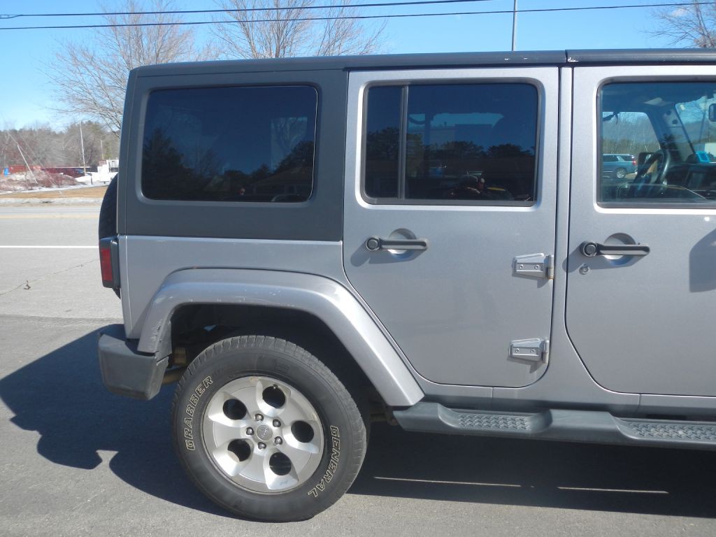 2013 Jeep Wrangler Image 11