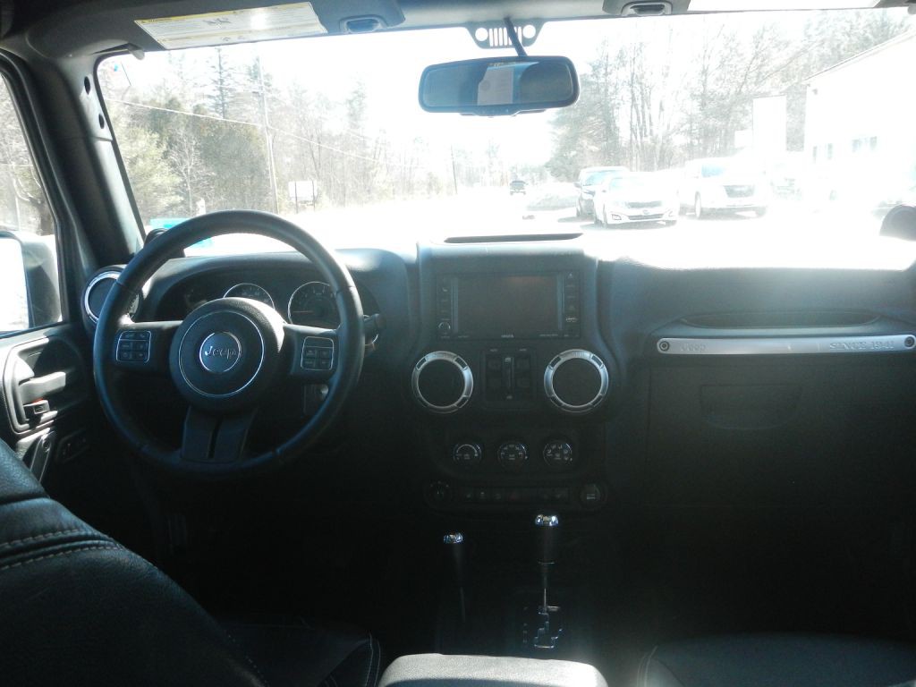 2013 Jeep Wrangler Image 27