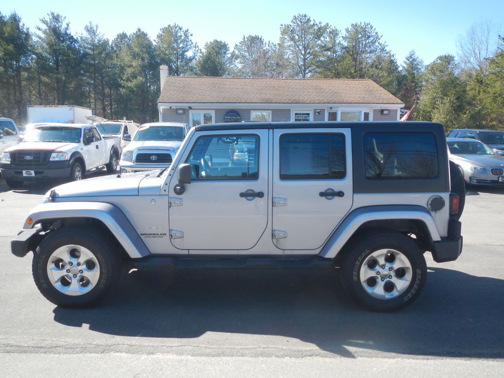 2013 Jeep Wrangler Image 35