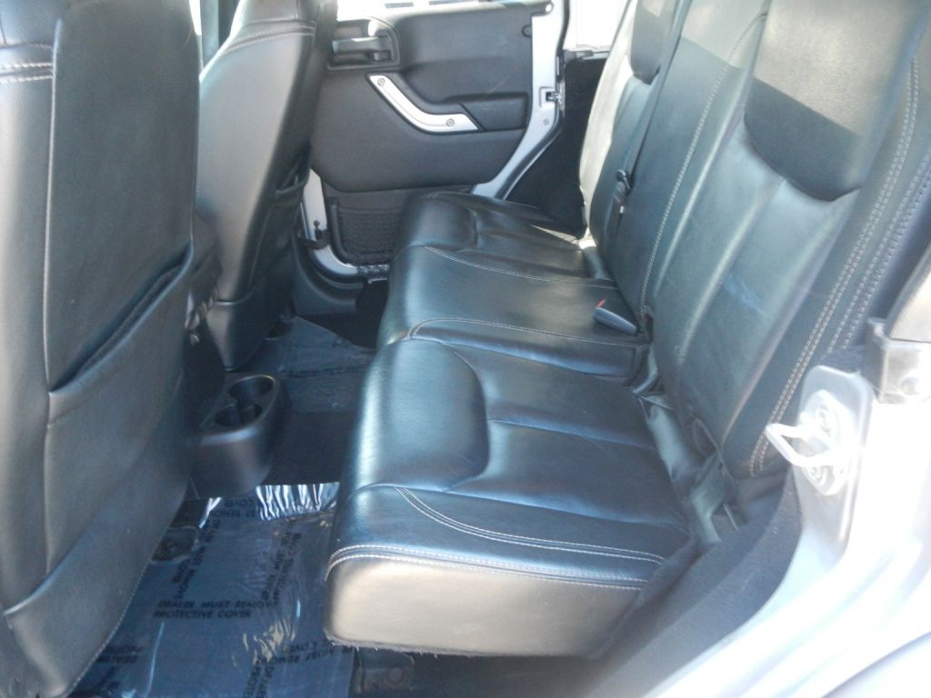 2013 Jeep Wrangler Image 41