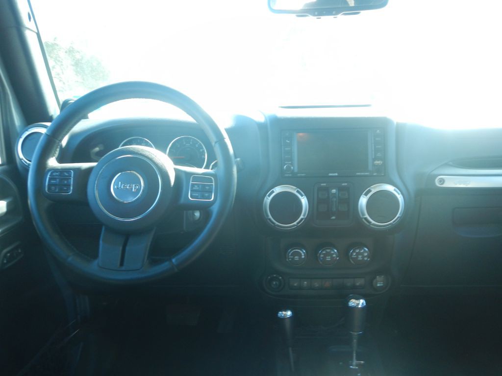 2013 Jeep Wrangler Image 46