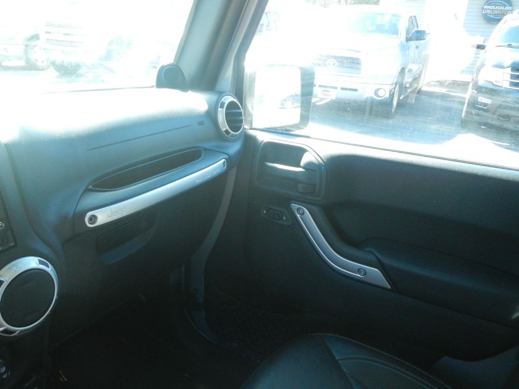 2013 Jeep Wrangler Image 52