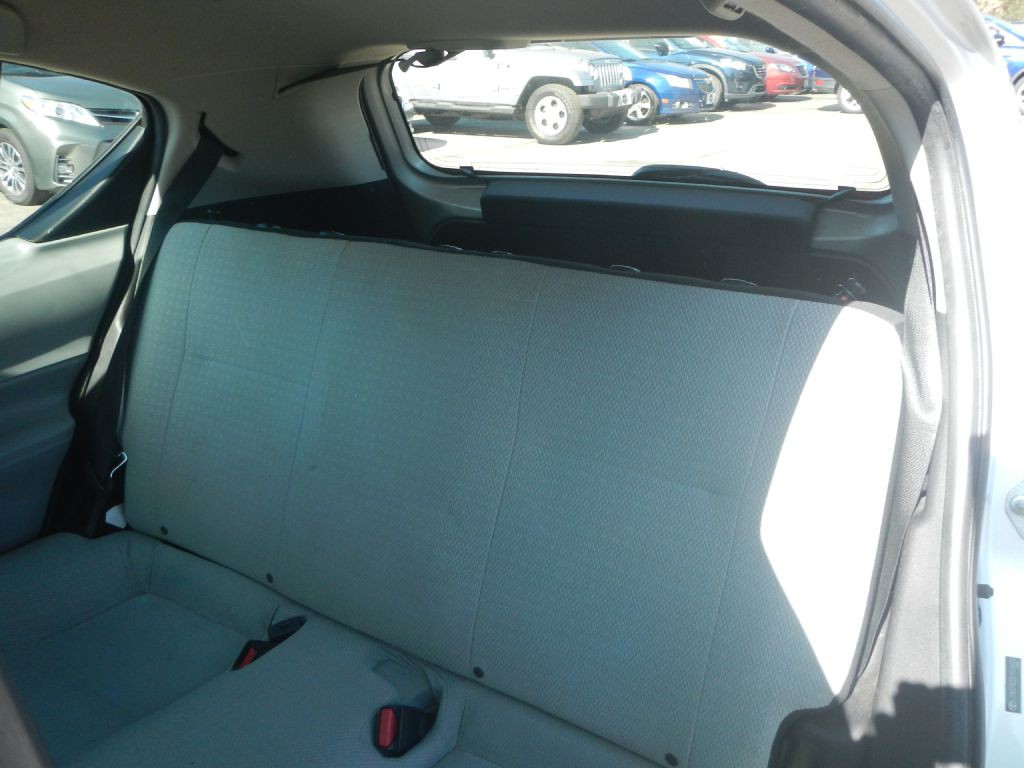 2012 Toyota Prius Image 42